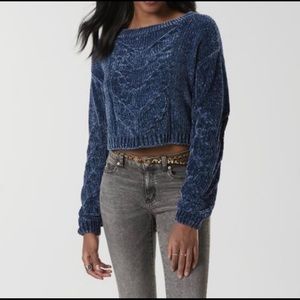 Bongo Cropped Sweater